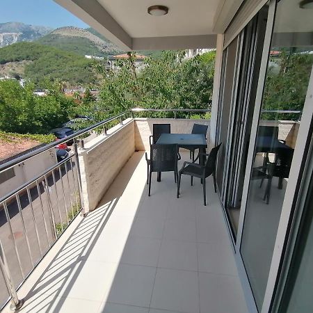 Apartman Sara Pržno Εξωτερικό φωτογραφία