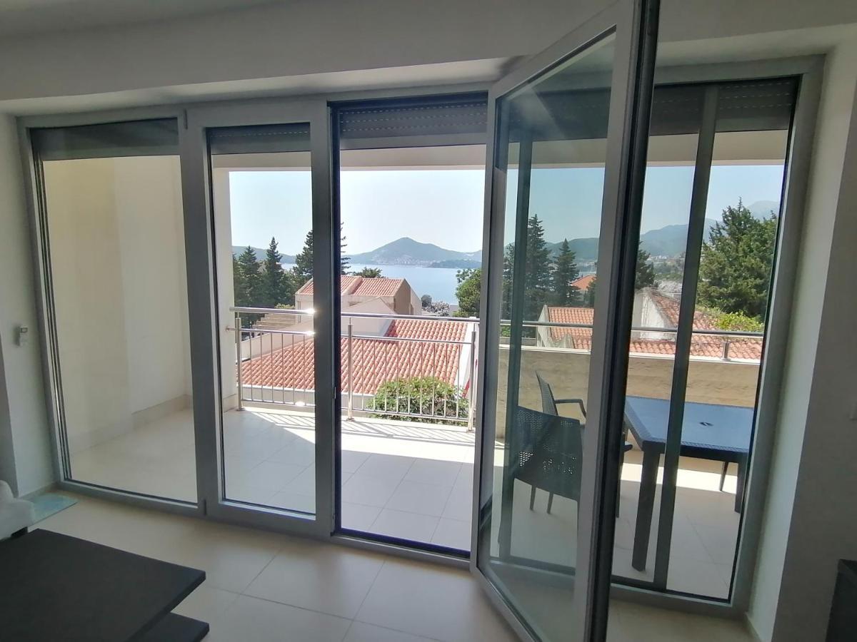 Apartman Sara Pržno Εξωτερικό φωτογραφία