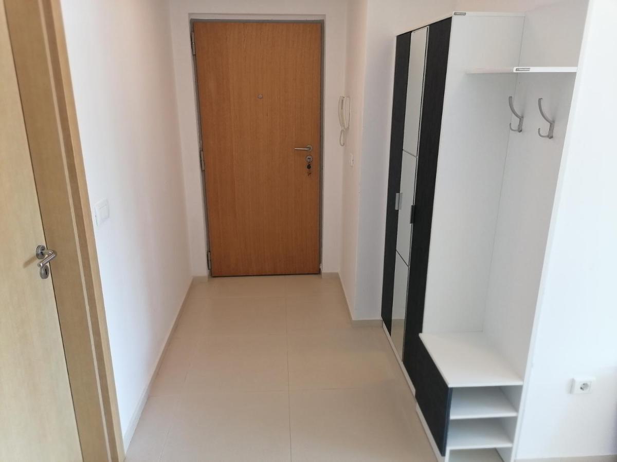 Apartman Sara Pržno Εξωτερικό φωτογραφία